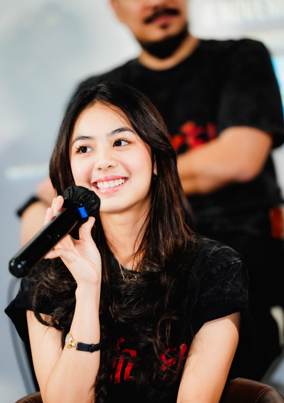 Azelia-Putri-pemain-film-Kuncen-ft-Ist