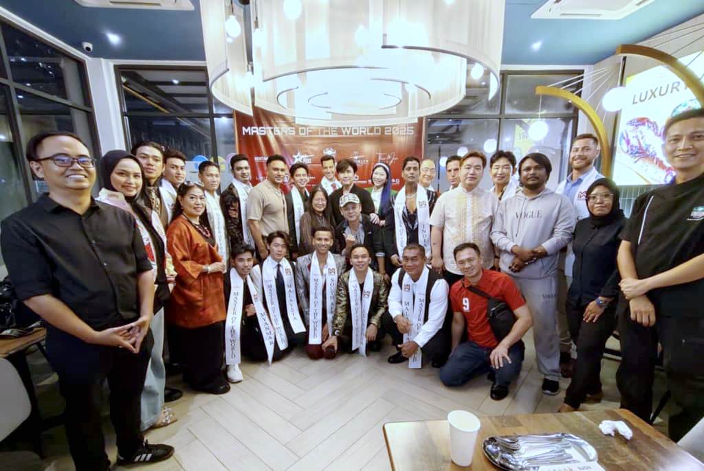 Samue-Seow-bersama-sponsor-Masters-Of-The-World-2025-ft-Ist
