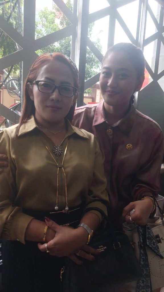 Tyas-didampingi-kuasa-hukum-Lissa-V-SH-ft-Ist