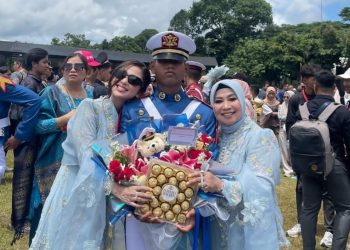 Dewi-Perssik-bersama-putranya-Felice-Gabriel-ft-Instagram