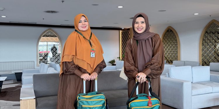 Catherine-Wilson-Berangkat-Umrah-bersama-Sahabat-ft-dok