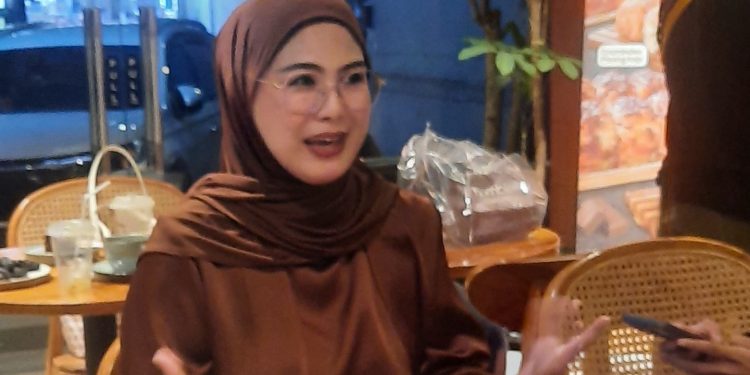Nina-Nugroho-Desainer-Muslim-Aktifft-Cakraline