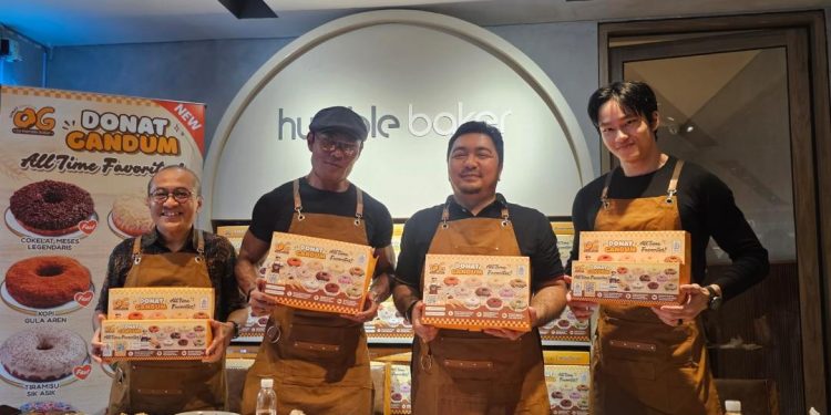 Deddy-Corbuzier-bersama-tim-Hamble-Bakery-ft-Ist