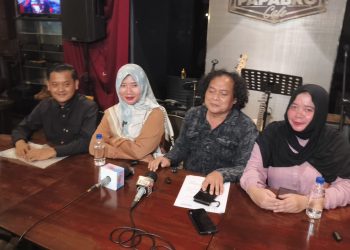 Deolipa-Yumara-dampingi-Herawati-mantan-art-Erin