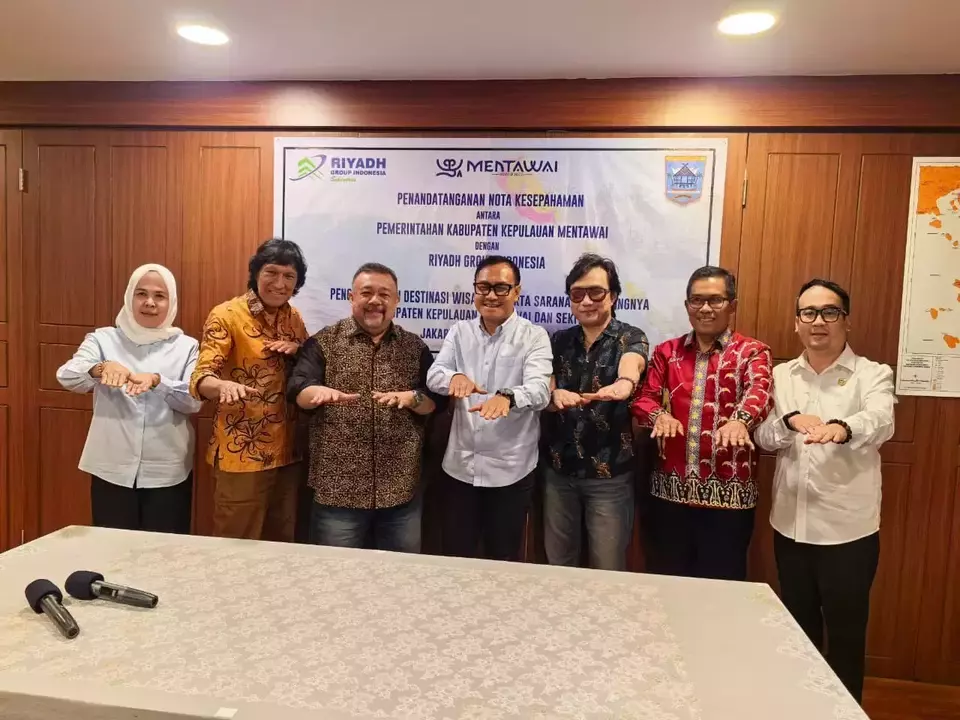 Pemerintah-Kabupaten-Kepulauan-Mentawai-bekerja-sama-dengan-Riyad-Group-Indonesia-ft-dok-pr