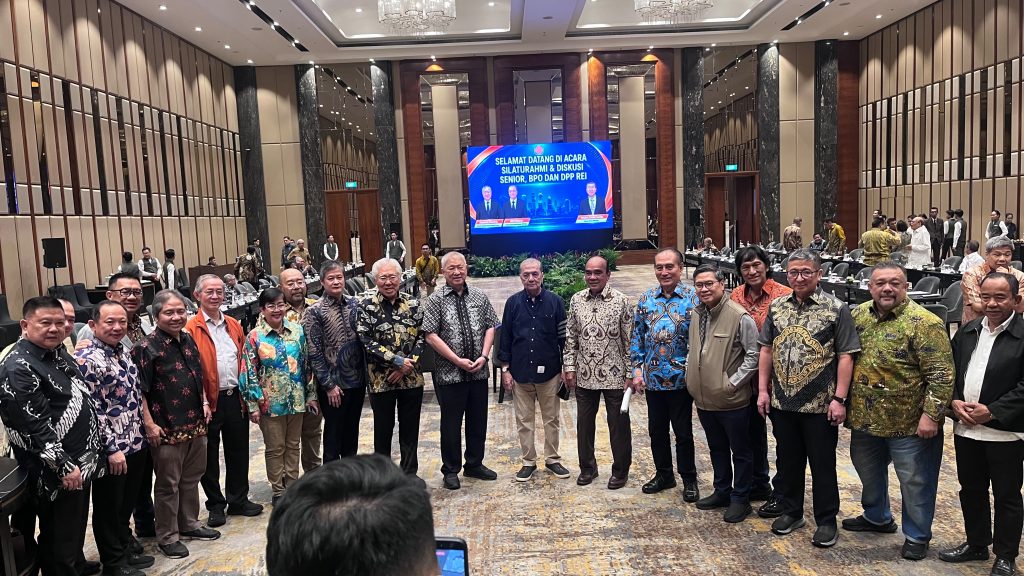 Pertemuan-para-senior-REI-ft-Ist