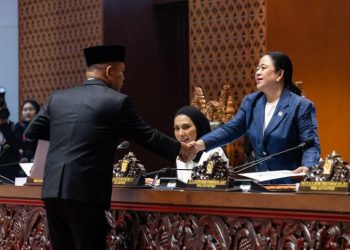 Puan-DPR-berbagi-tugas-dalam-Rapat-Paripurna-ft-ist