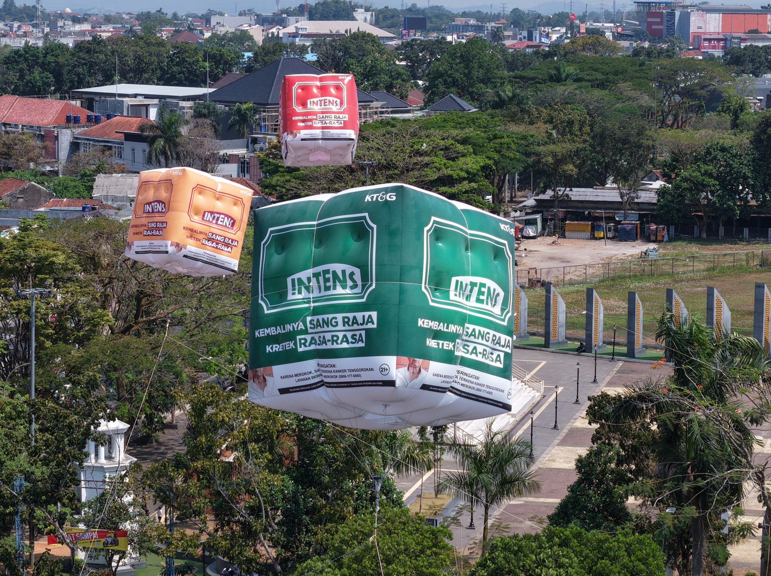 Ramai-di-media-sosial-tentang-penampangan-balon-raksasa-INTENS