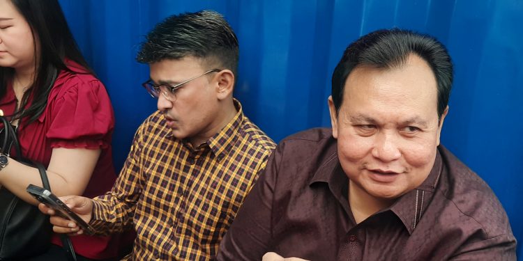 Ruben-Onsu-bersama-Minola-Sebayang-ft-Cakraline
