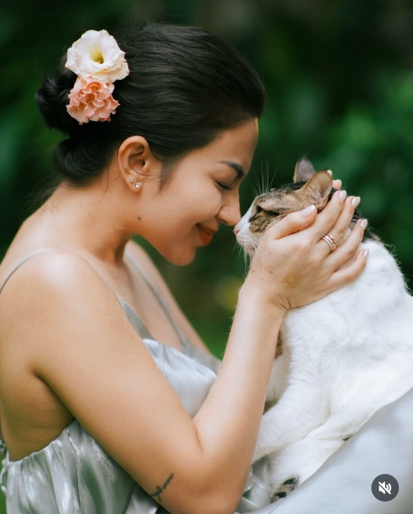 Ariel-Dewinta-Ayu-Sekarini-ft-Instagram