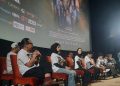 Ruben-Adrian-bersama-pemain-film-Istimewa-ft-cakraline