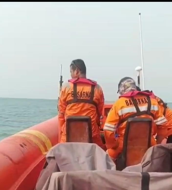 Tim-SAR-Gabungan-kembali-melakukan-operasi-pencarian-Wartawan-yang-hilang-di-Selat-Sunda