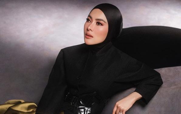 Syahrini-ft-